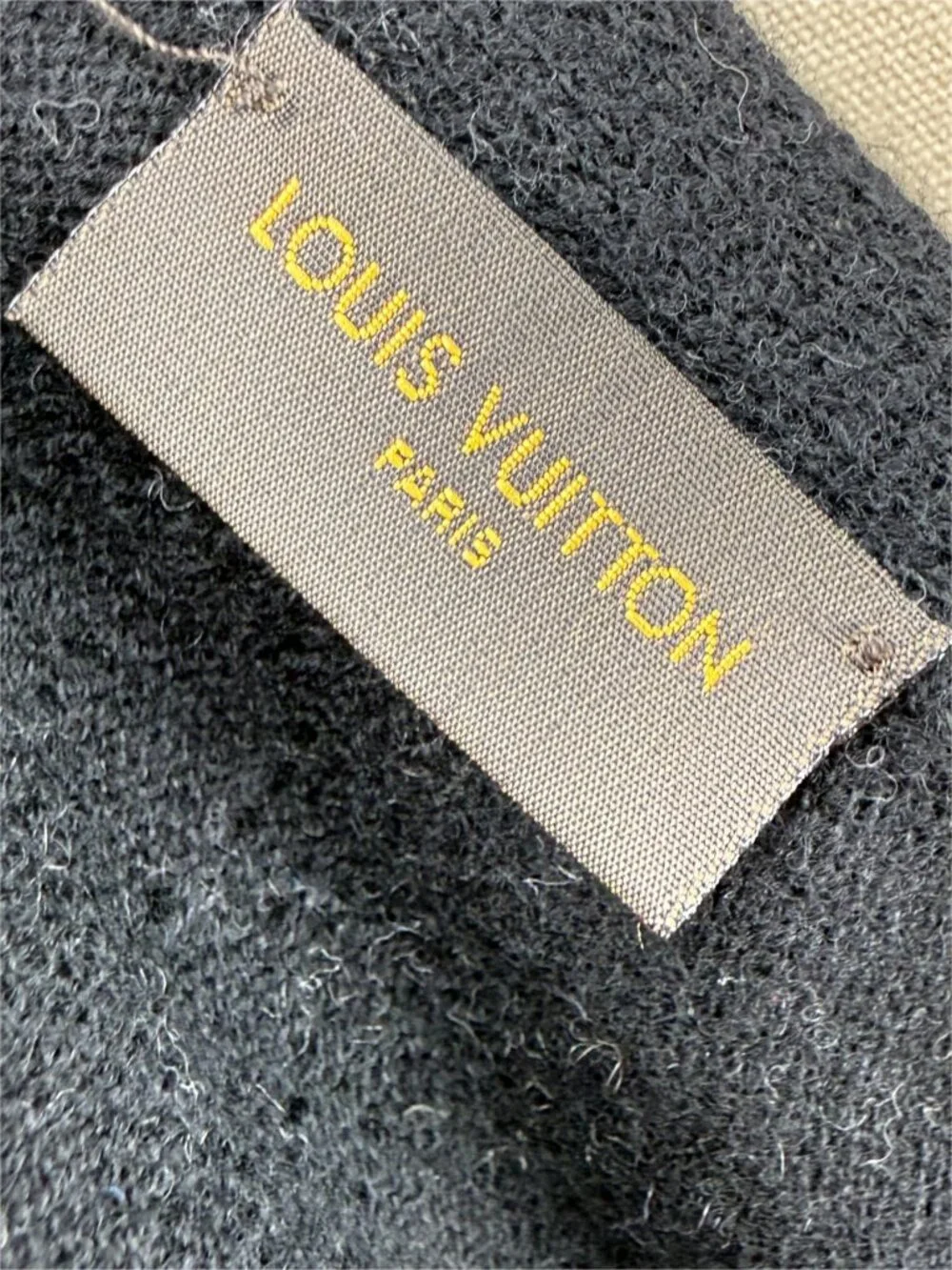 Louise Vuitton LV Women's Wool Black & Grey Logo Colorway Scarf